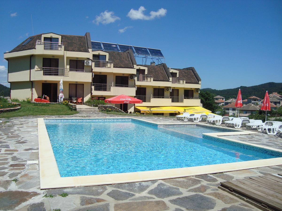 Hotel Enchevi Kirkovo  Exteriér fotografie