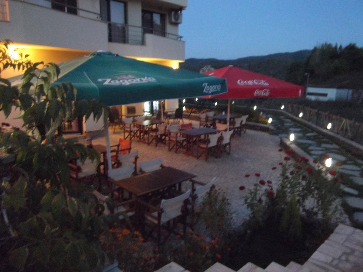 Hotel Enchevi Kirkovo  Exteriér fotografie