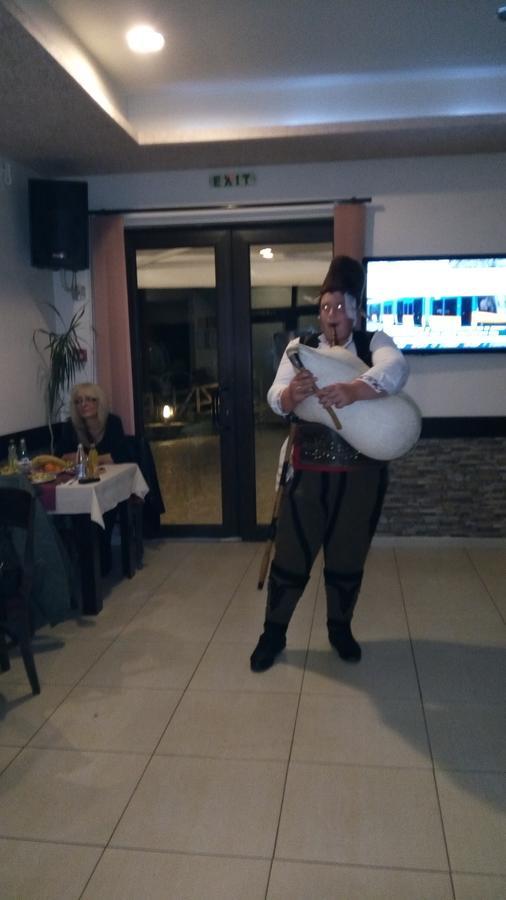 Hotel Enchevi Kirkovo  Pokoj fotografie